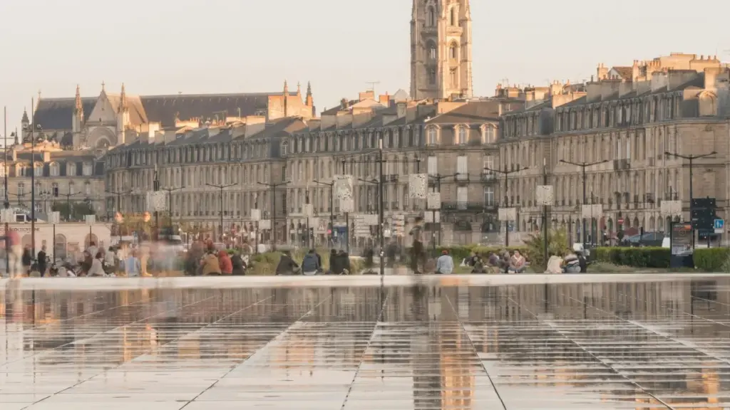 "ኢትዮጵያ አድቨርታይዘር፡ እንዴት ኢስቶኒያ ባሉ ጀንግዶን (Jingdong) ክሪኤተሮችን ለኮ-ብራንድ ድሮፖች እንደማግኘት ዝርዝር መመሪያ፣ ምርመራና ስራ መንገዶች።"