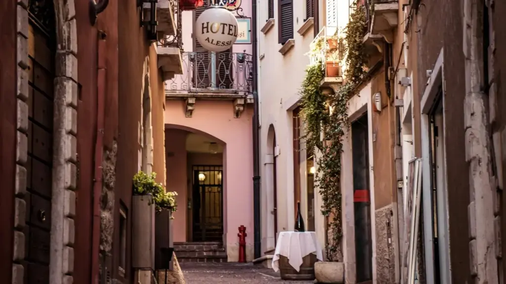 እርስዎ እንደ ኢትዮጵያ ፈጣሪ — Douyin ላይ ለLaos ብራንዶች ሙዚቃ ትራንድ ለመቀላቀል የሚረዱ ስርዓቶች፣ መግቢያ ምክሮች፣ እና ማስኬያ እሴቶች።