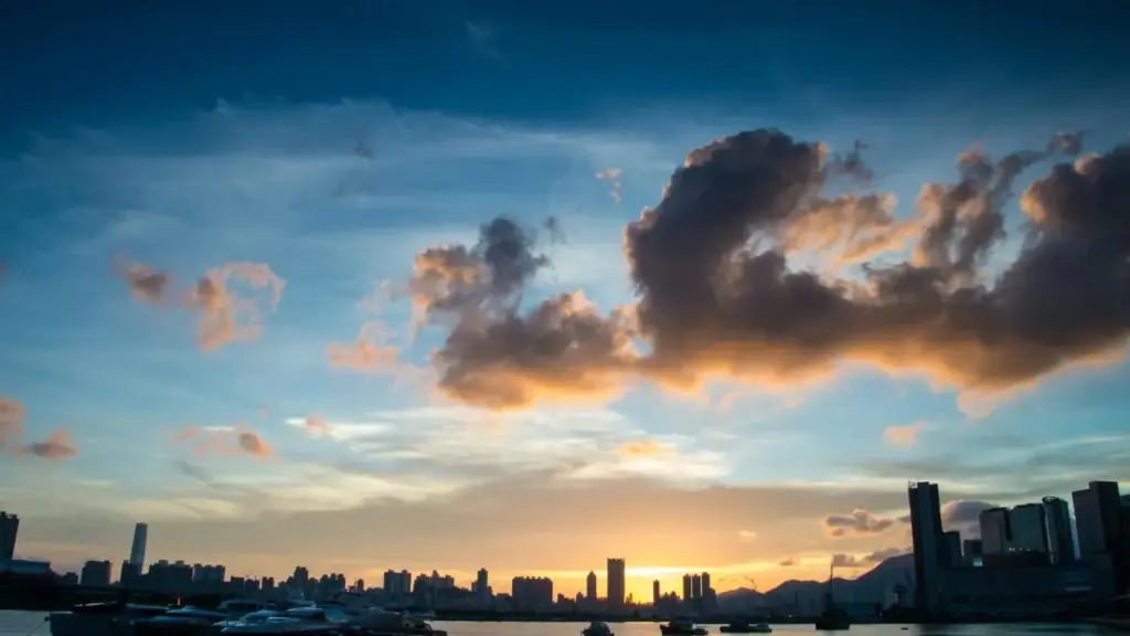 "እንዴት የTakatak እና ኮሎምቢያ ፍሉይ እንፍለኛ ኢንፍሉንሰሮችን ለብራንድዎ ከኢትዮጵያ ይቀርቡ፤ ስለ ስትራቴጂ፣ ገንዘብ እና ስኬት ምክር በአማርኛ።"