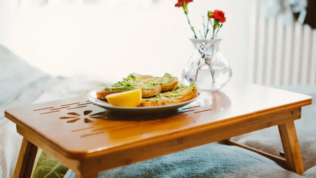 እሱ እንዴት እንደሚሰራ — ከXiaohongshu ላትቪያ ክሪየተሮች ጋር ለትክክለኛ ህይወታዊ event vlogs መስራት፣ ምርጫ፣ ምንጭ እና አስተያየት በአማርኛ።