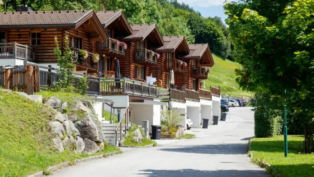 ኢትዮጵያዊ ማስታወቂያዎች ለኢስላንድ ቢሊቢሊ ክሪየተሮች በዳንስ ቻሌንግ ላይ ለመጀመር፣ ማስተዋወቅ፣ እና ለትክክለኛ ስምር የሚያስፈልጉ ዘዴዎች በርካታ ምክር እና የግምት ዕይታዎች እዚህ ናቸው።