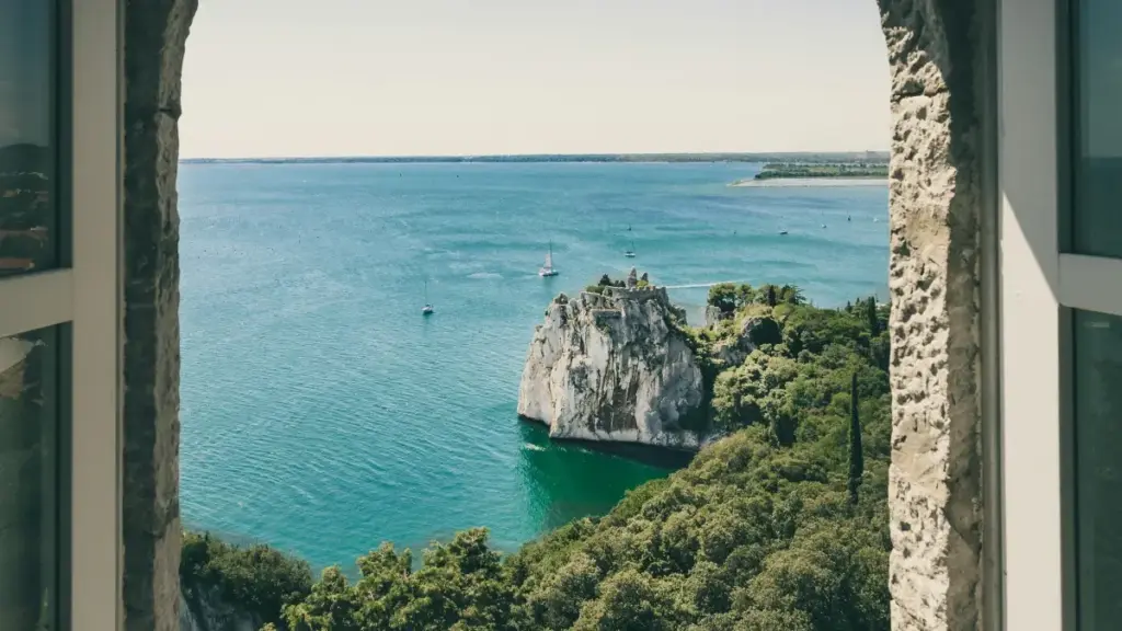 ለEthiopia አዋጭ መንገድ በJosh ላይ ያሉ የLatvia creators እንዴት እንደምታገኝ እና ተከታዮችን ወደ ገዢዎች እንዴት እንደምታዞር በቀላል ይወቁ።